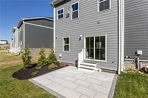 231 Yellowwood Ct — Photo 22