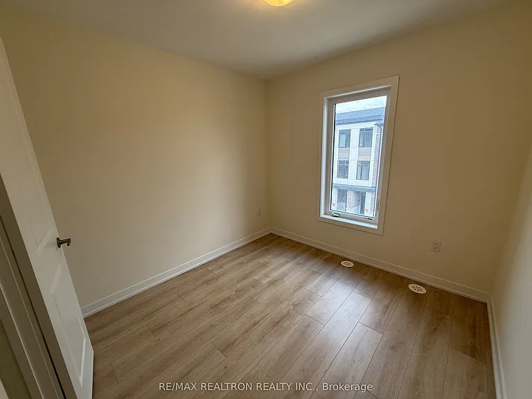1695 Dersan St E #1206 — Photo 20