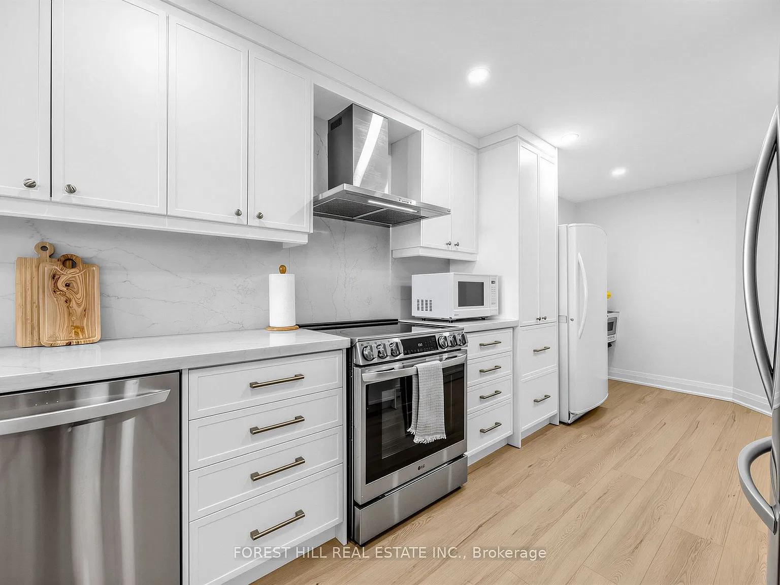 2 bed, $2,699 — Photo 2