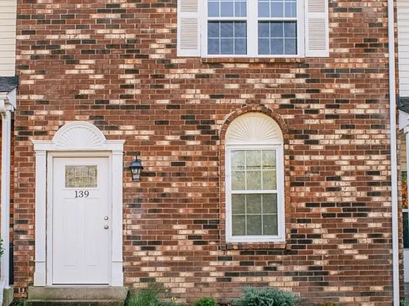 139 Five Oaks Dr, Nashville, TN 37217