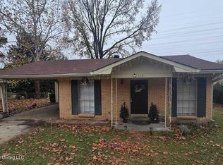 638 Highland Dr, Ridgeland, MS 39157