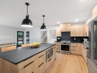 200 Juniper St, Saint Paul, MN, 55115