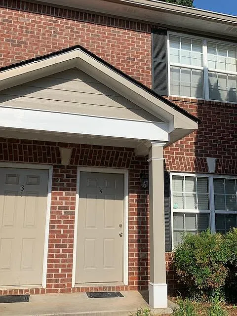 2 bed, 2.5 bath, 1184 sqft, $1,600 — Photo 2