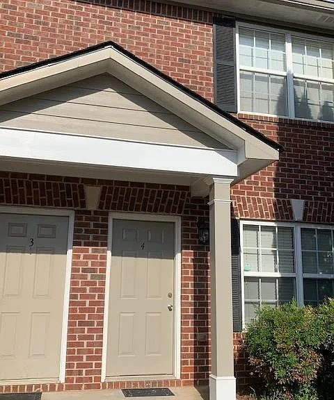 460 Barnett Shoals Rd #4G — Photo 2