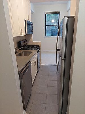 4th image of 13720 45th Ave APT 1Z