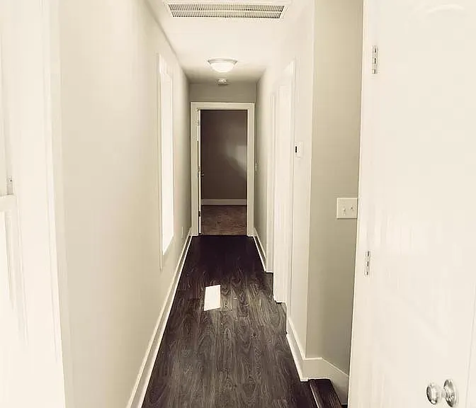 606B N 2nd St — Photo 13