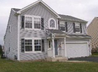 32775 Weathervane Ln, Lakemoor, IL 60051