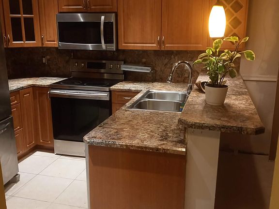 2nd image of 1840 Runners Way Unit 1840