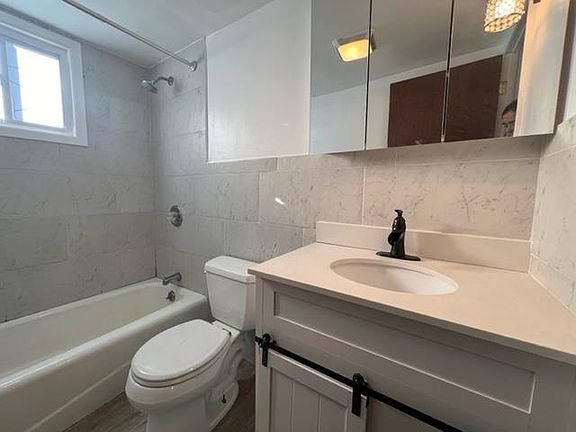 5th image of 345 Beverage Hill Ave APT 4