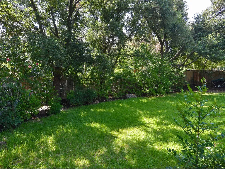 15001 Calaveras Dr — Photo 44