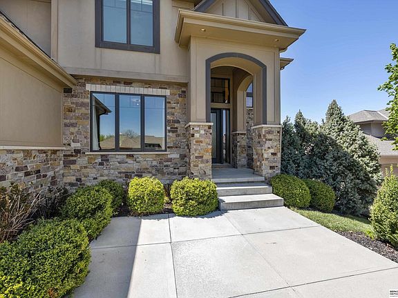 4th image of 3334 S 188th Ave