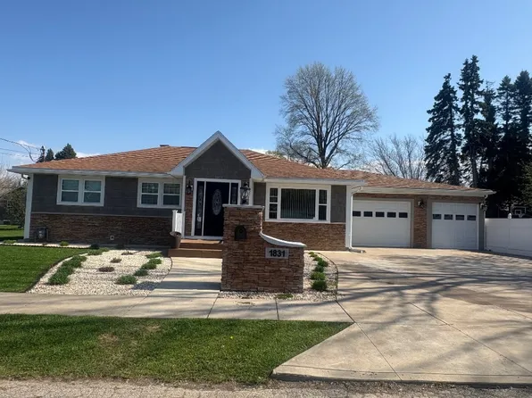 1831 W 27th St, Erie, PA 16508