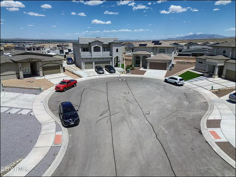 2358 Enchanted Gem Pl — Photo 77