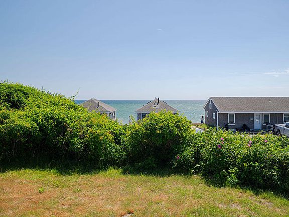2nd image of 168 Shore Road UNIT 8