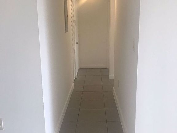 4th image of 1091 NW 7th Ct #106