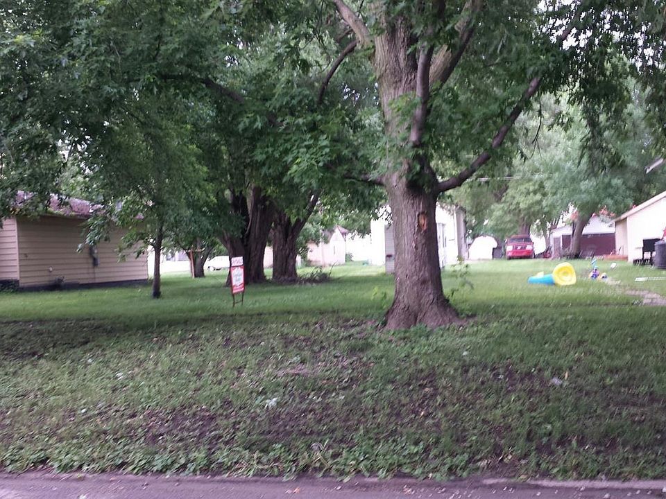 1st image of 416 N Iowa Ave