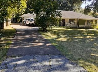 4338 Dryden Rd, Port Arthur, TX 77642