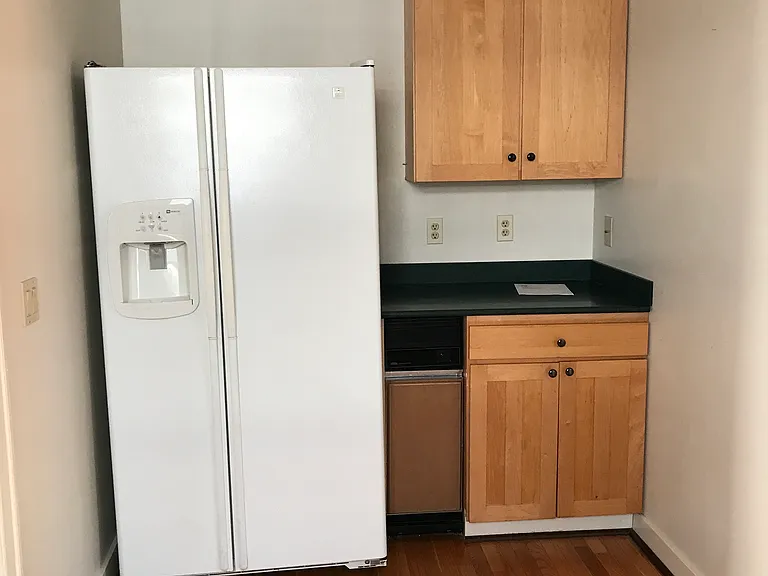 Kitchen side view