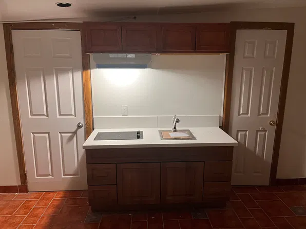 (undisclosed Address), South Gate, CA 90280