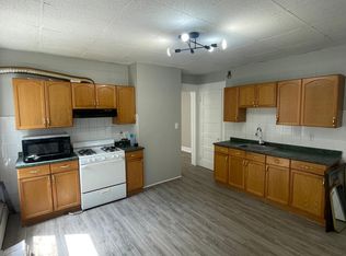 647-649 Montgomery St #B, Elizabeth, NJ 07202