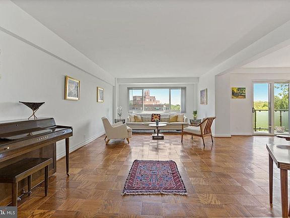 3rd image of 4201 Cathedral Ave NW APT 814W