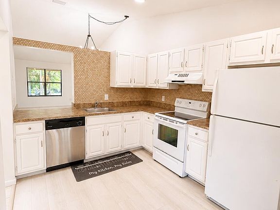 5th image of 12969 Pennypacker Trl APT 16