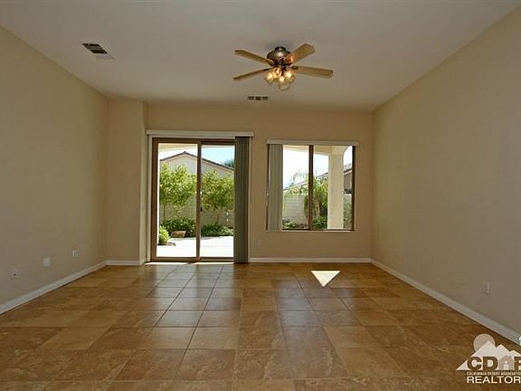 3rd image of 80537 Avenida San Fernando