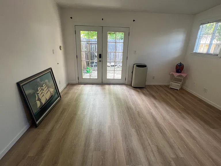 3715 Sacramento Ave — Photo 11