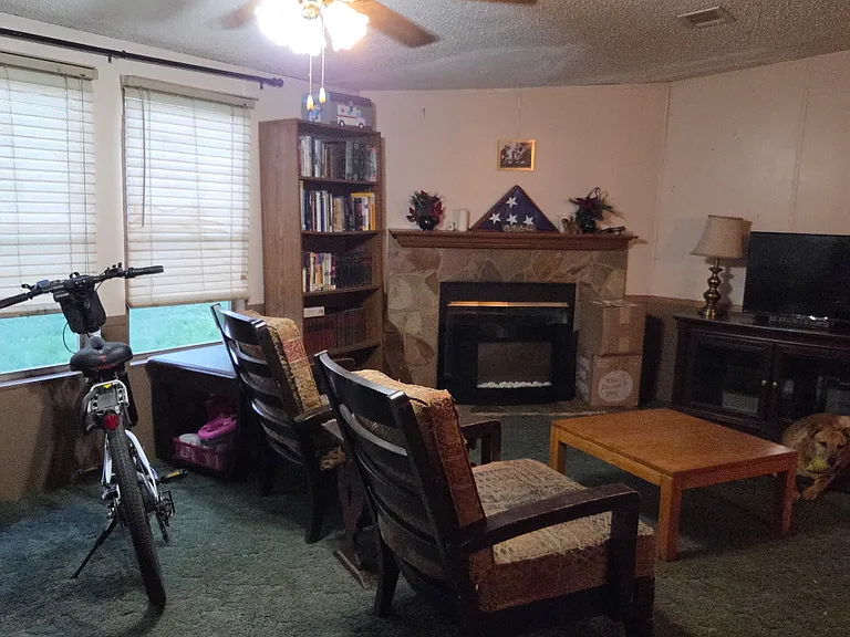 4720 SW 47th Way — Photo 10