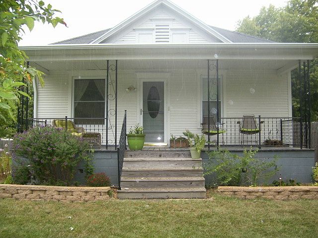 1st image of 301 N Colorado Ave