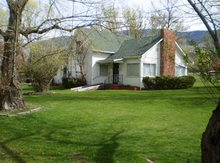 69385 Antles Ln, Cove, OR 97824