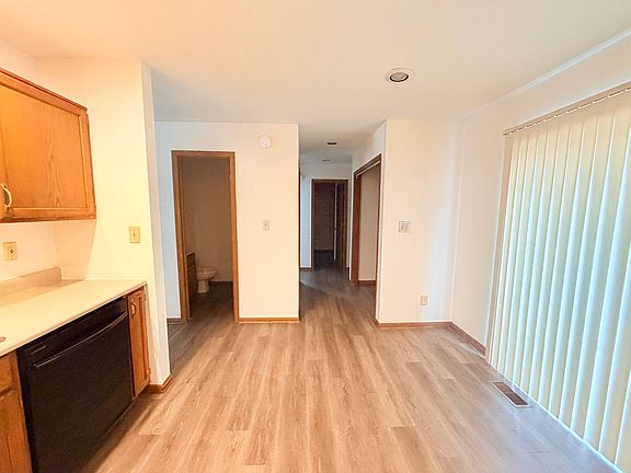 5th image of 2160 Galaxy Dr