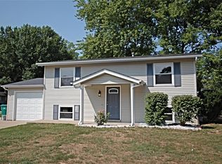 501 Chele Dr, Saint Charles, MO