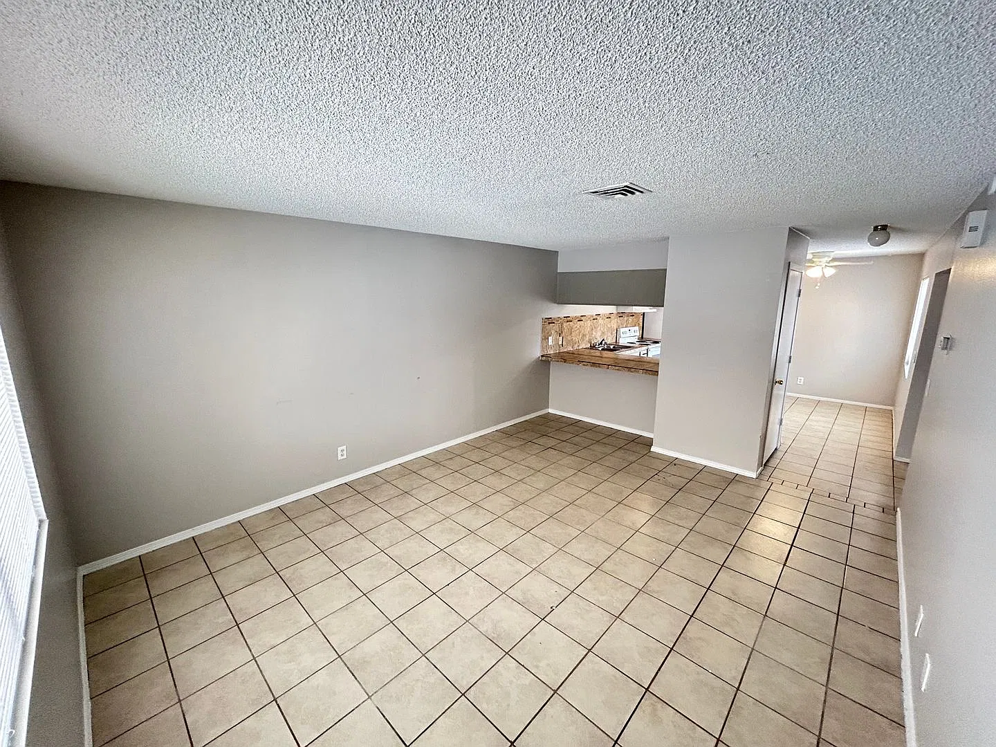 5147 Greene Lane Unit D — Photo 4