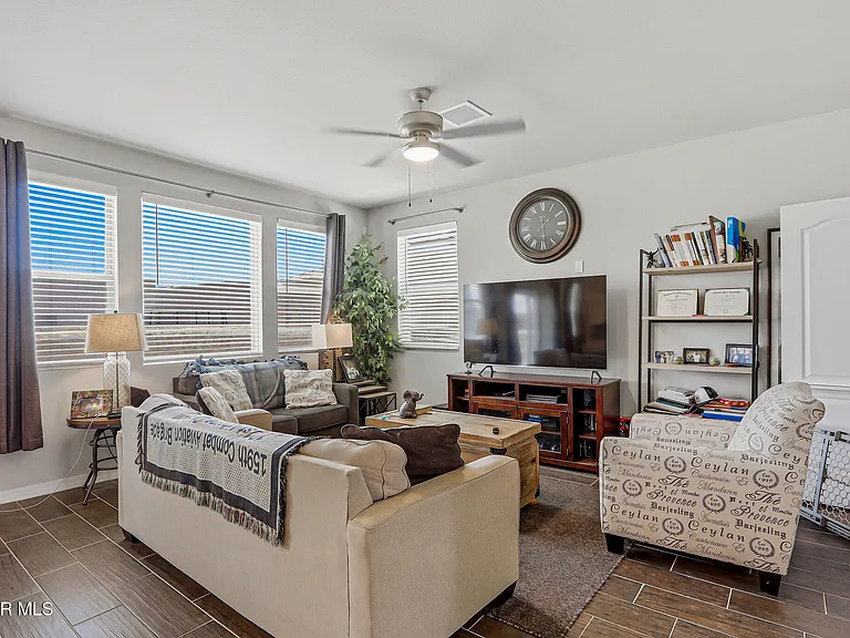 13852 Paseo De La Luna Ave — Photo 24