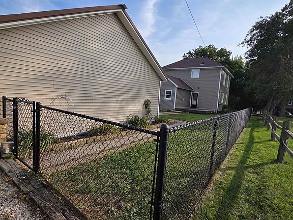 5th image of 308 N 4th St