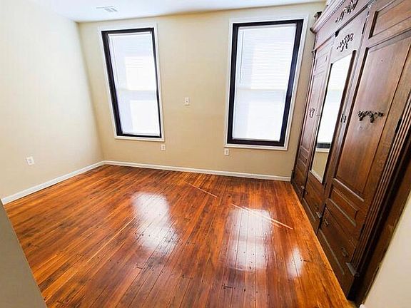 5th image of 1212 W Allegheny Ave