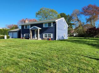 (Undisclosed Address), Waterford, CT 06385