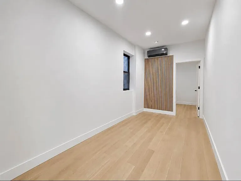 727 Knickerbocker Ave #3A — Photo 8