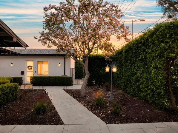 7310 Woodley Ave #7302, Van Nuys, CA 91406