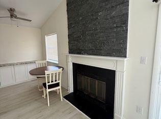 607 Cambridge Manor Dr, Schenectady, NY 12302