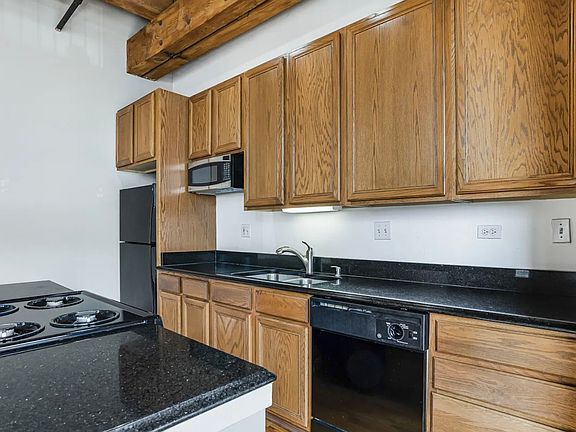 5th image of 625 W Jackson Blvd APT 307