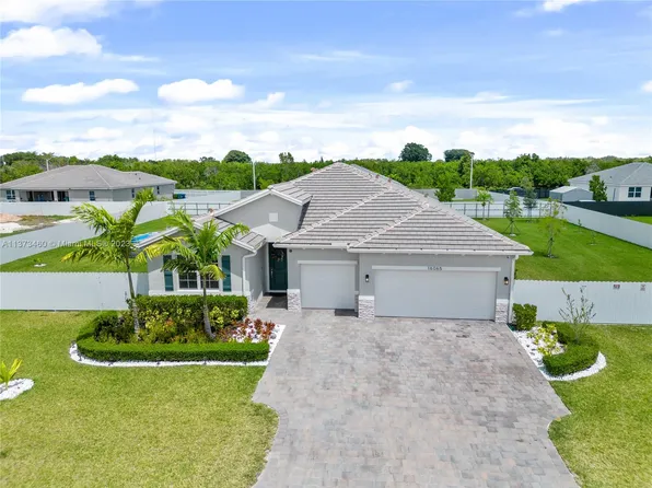 16065 SW 277th St, Homestead, FL 33031