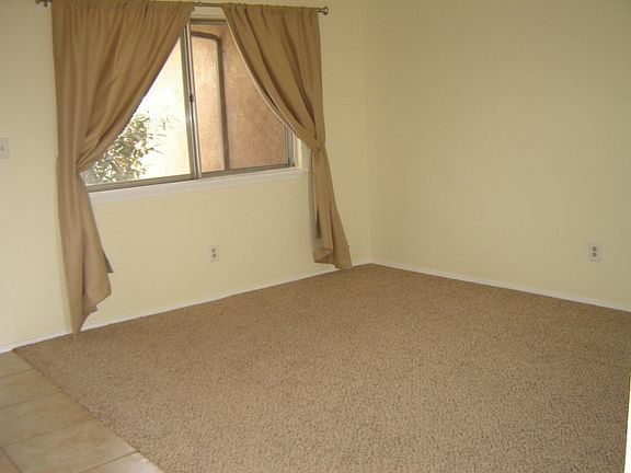 Living or Dining Room