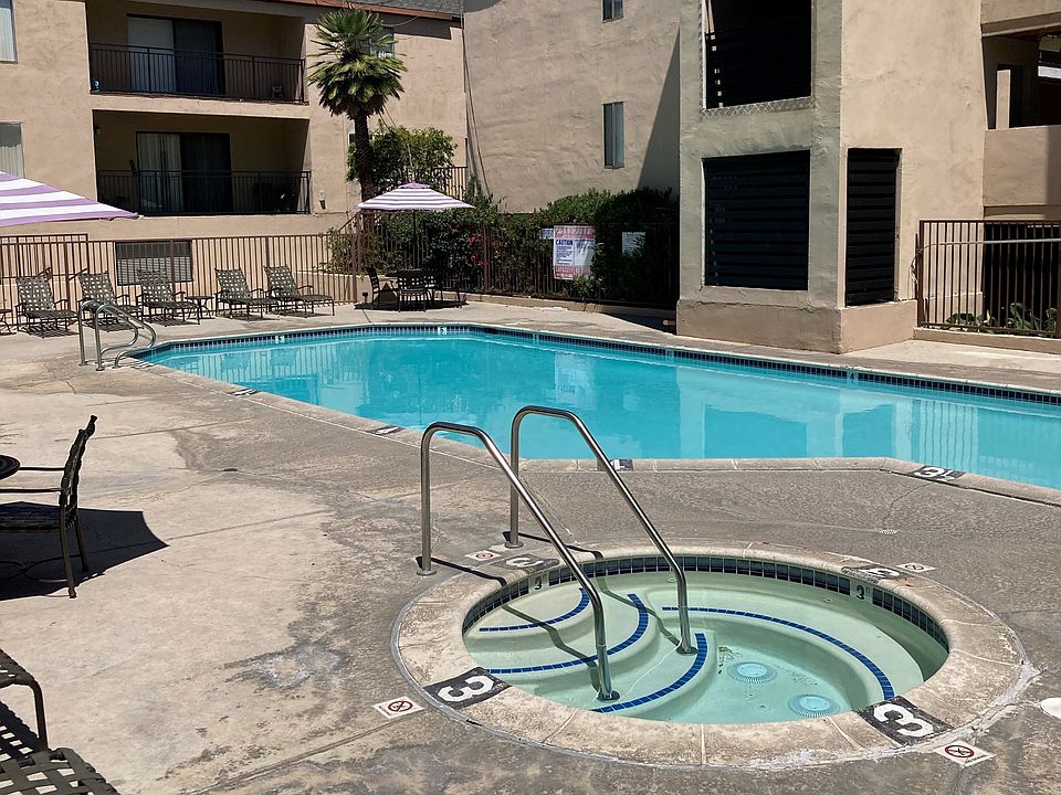 Perigee Pool and Spa Area