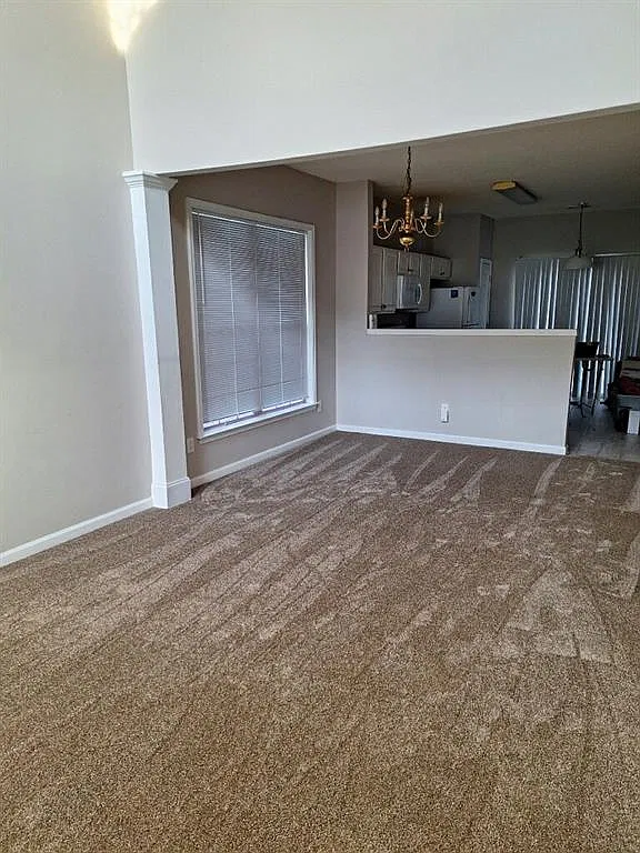 3 bed, 2.5 bath, 1155 sqft, $2,300 — Photo 3