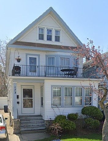 1st image of 173 Villa Ave #1