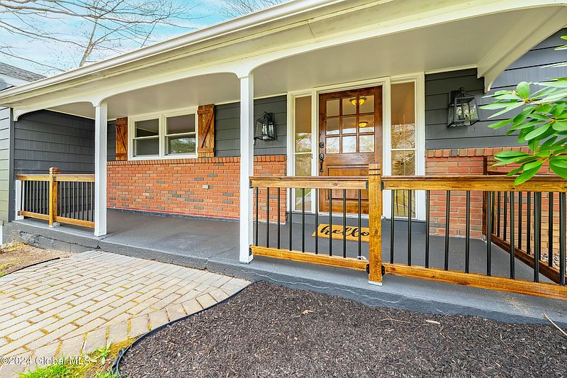 5th image of 12 Juniper Drive