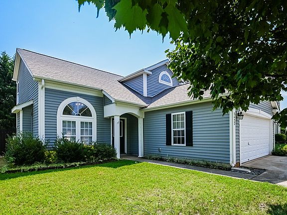 4th image of 1422 Majestic Meadow Dr