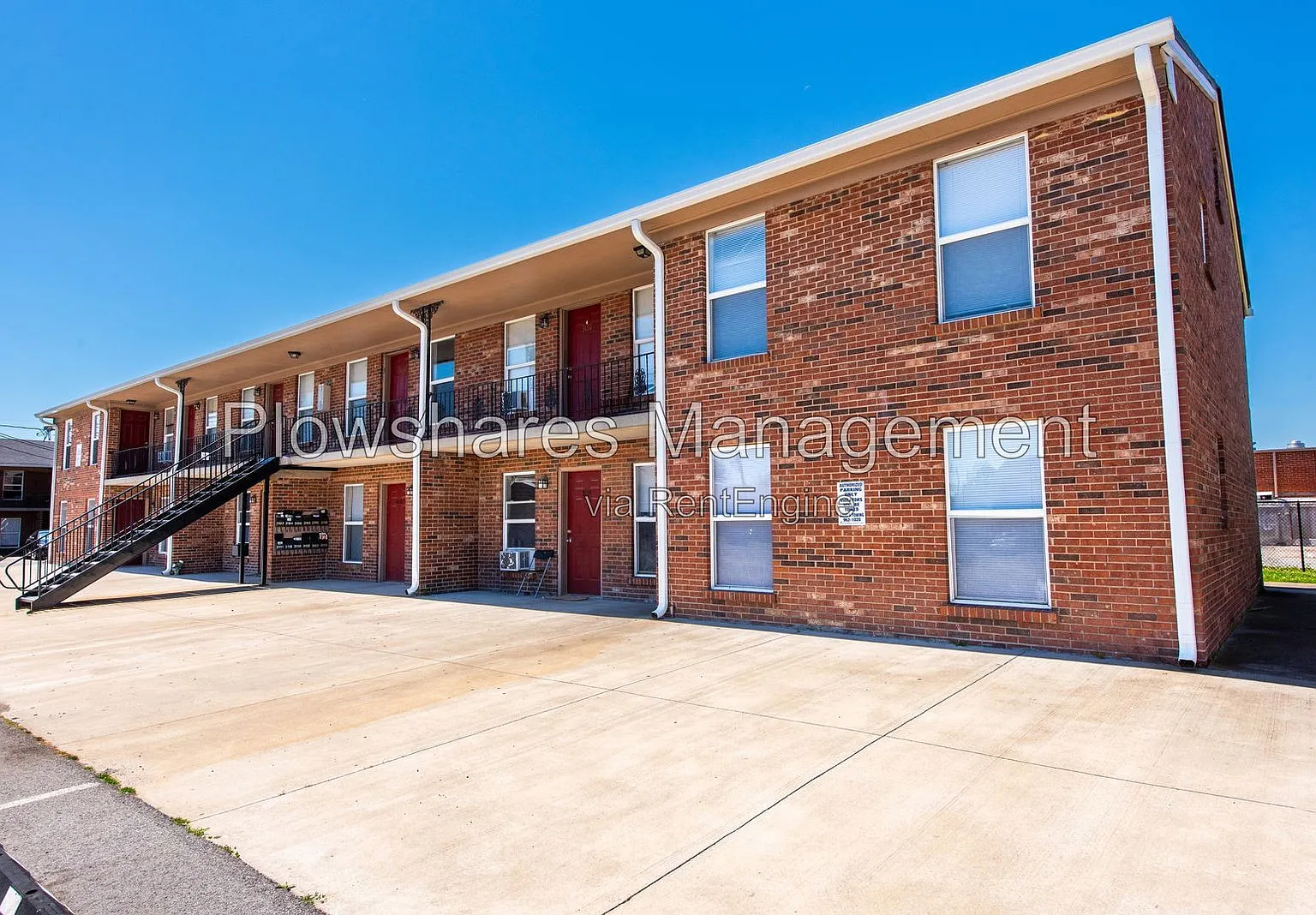 1 bed, 1.0 bath, 500 sqft, $899 — Photo 3